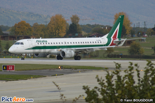 Embraer ERJ-190-100LR 190LR  (Alitalia Cityliner)
