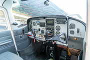 Cessna 182J Skylane (F-GAMX)