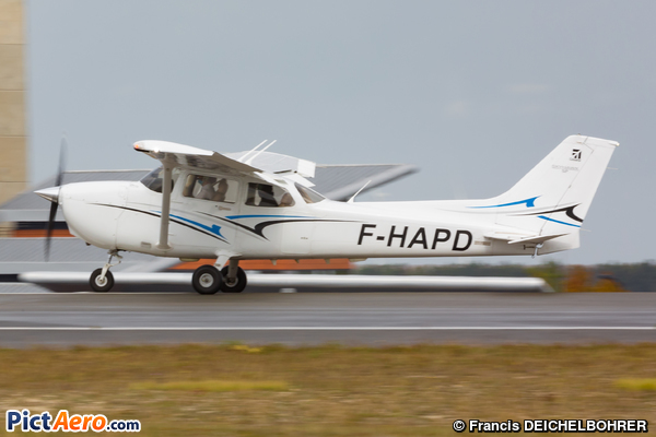 Cessna 172S (Cloran Aviation)