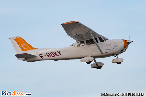Cessna 172SP Skyhawk (Aéroclub d'Aéroports de Paris)