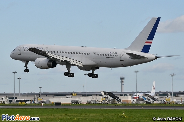Boeing 757-27B (TACV Cabo Verde Airlines)