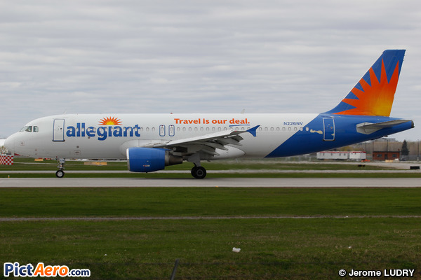 Airbus A320-214 (Allegiant Air)