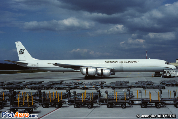 McDonnell Douglas DC-8-71F (Southern Air Transport)