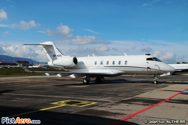 Bombardier BD-100-1A10 Challenger 350 (Jet Story SP zoo)