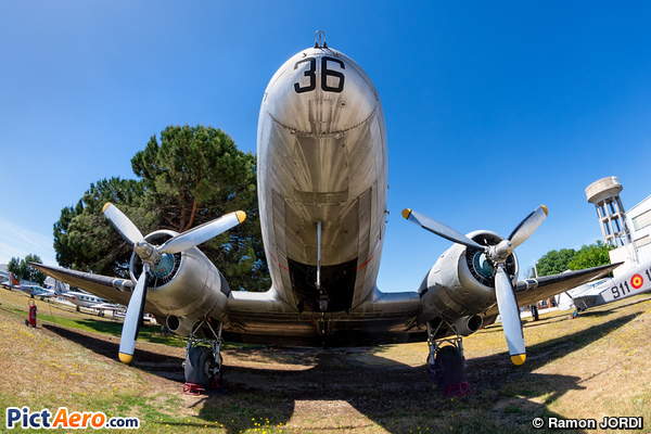 Douglas C-47B Skytrain (Spain - Air Force)