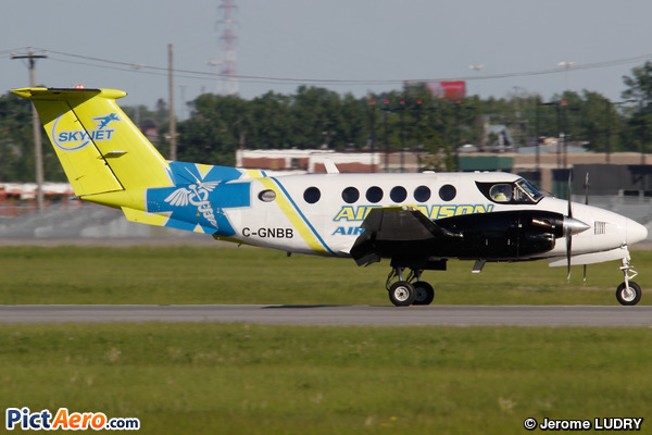 Beech Super King Air 200 (Sky Jet M.G. Inc.)