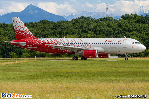 Airbus A320-214 (Rossiya - Russian Airlines)