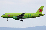 Airbus A319-114 (VP-BTU)
