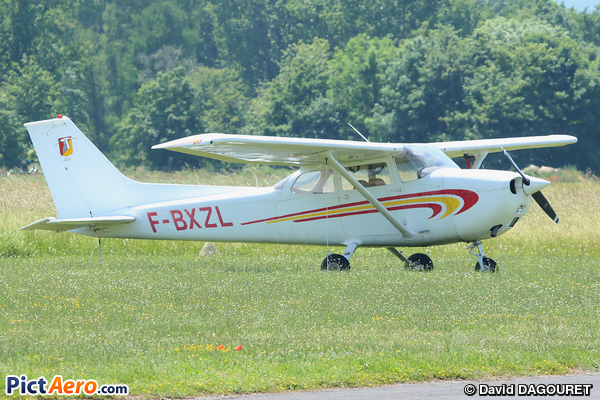 Cessna 172M Skyhawk (Aéro Club Hispano-Suiza)