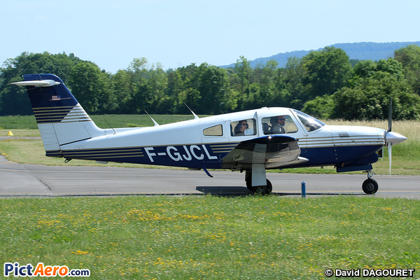 Piper PA-28 RT-201T Turbo Arrow IV (Aéroclub de Champagne)