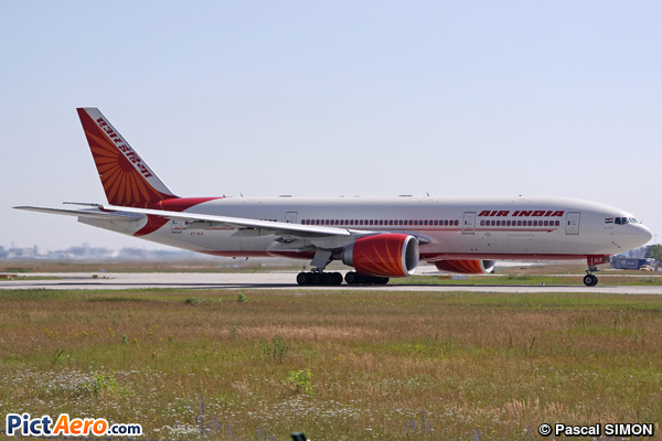 Boeing 777-237/LR (Air India)