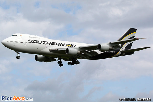 Boeing 747-230B(SF) (Southern Air Transport)