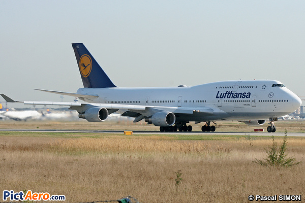 Boeing 747-430 (Lufthansa)