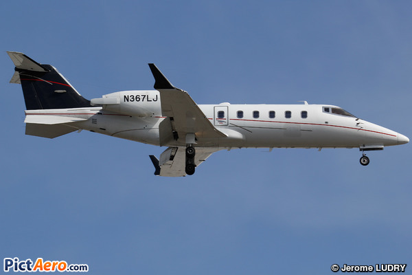Learjet 60XR (Private / Privé)