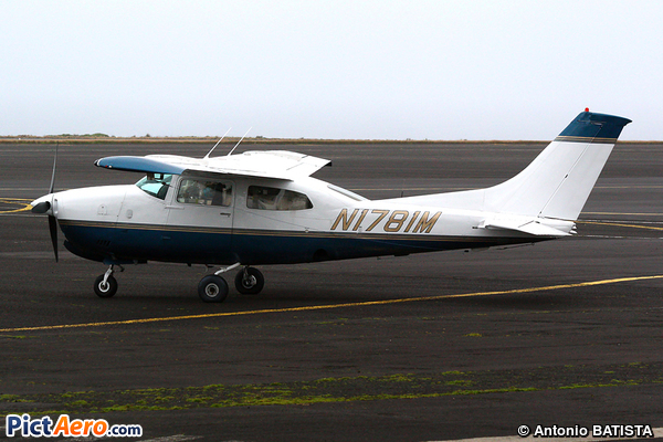 Cessna 210M Centurion (Ron Farish Aircraft Inc)