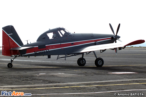 Air Tractor AT-802 (Private / Privé)