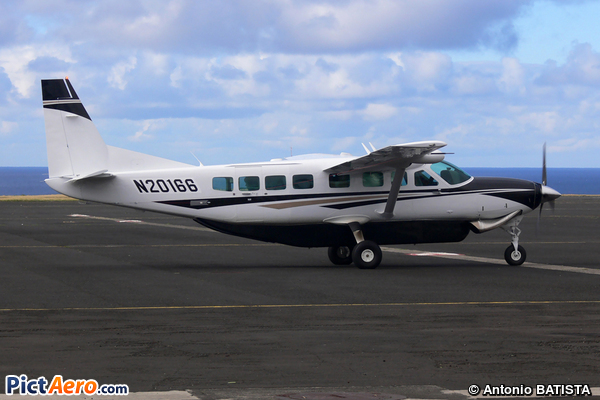 Cessna 208B Grand Caravan (Private / Privé)