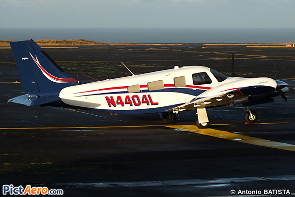 Piper PA-34-220T (GLOBE AERO LLC)