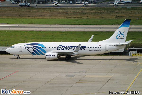 Boeing 737-866  (EgyptAir)