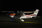 Cessna 182T Skylane (N24000)