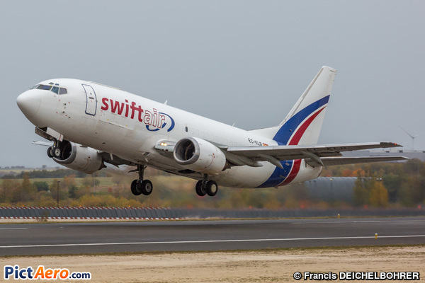 Boeing 737-3Q8/QC (Swiftair)