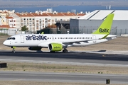 Airbus A220-300 (YL-AAP)