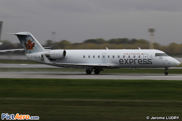 Bombardier CRJ-200ER (Air Canada Express)