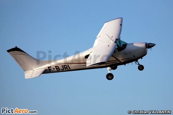 Cessna 182D Skylane (Private / Privé)