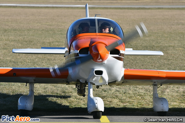 Robin DR 400-180 (Aero Club du Var)