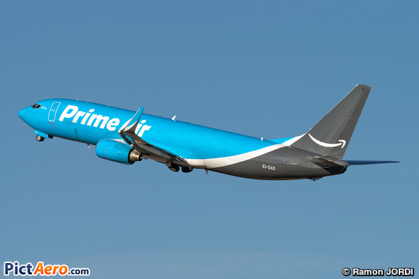 Boeing 737-8ASBCF (Amazon Prime Air)