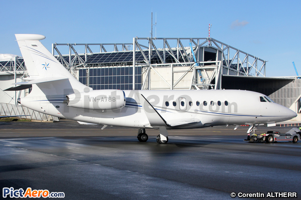 Dassault Falcon 2000LX (Bluesky Airways)