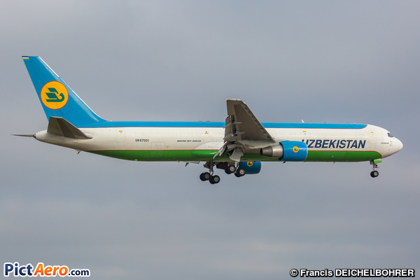 Boeing 767-33P/ER (BCF) (Uzbekistan Airways)