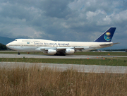 Boeing 747-368 (HZ-AIQ)