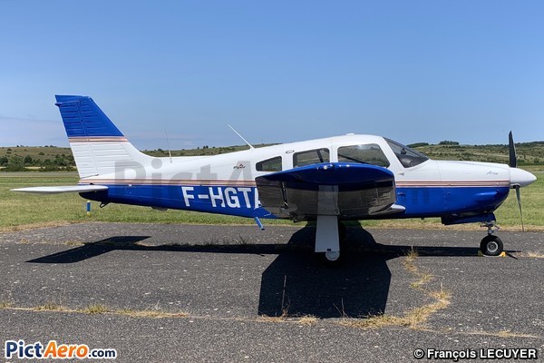 Piper PA28R-201 Arrow III (Club aéronautique d'Annemasse)
