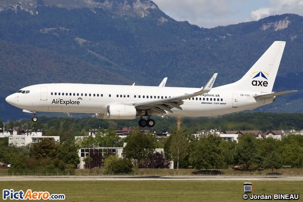 Boeing 737-8Q8 (Air Explore)