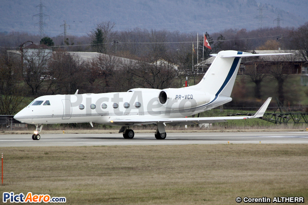 Gulfstream Aerospace G-IV X (G450) (V5 Asesorias e Cons.)
