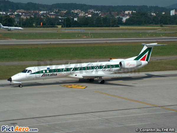 Embraer ERJ-145LR (Alitalia Express)