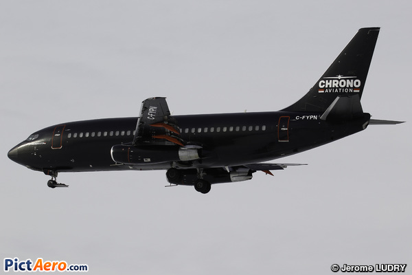 Boeing 737-2T4/Adv (Chrono Aviation)
