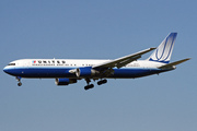 Boeing 767-322/ER (N643UA)