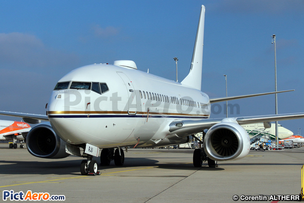 Boeing 737-77W/BBJ (Royal Jet)