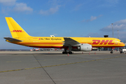 Boeing 757-236/SF (G-BMRD)