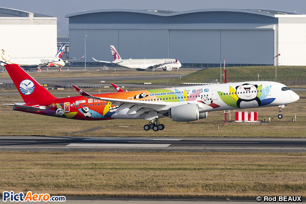Airbus A350-941 (Sichuan Airlines)
