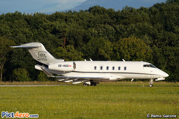 Bombardier BD-100-1A10 Challenger 350 (Glock Aviation)