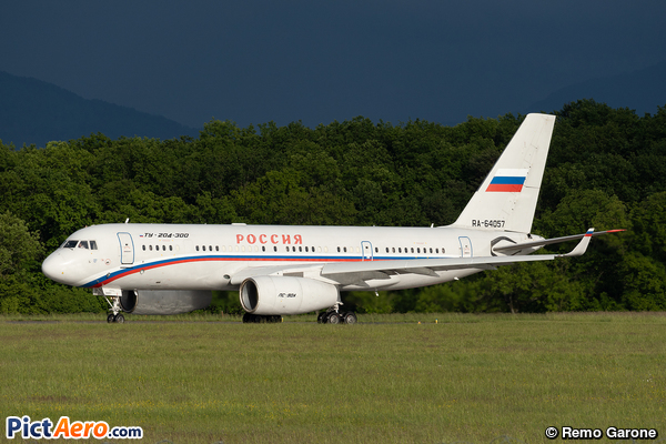 Tupolev Tu-204-300 (Russia - State Transport Company)