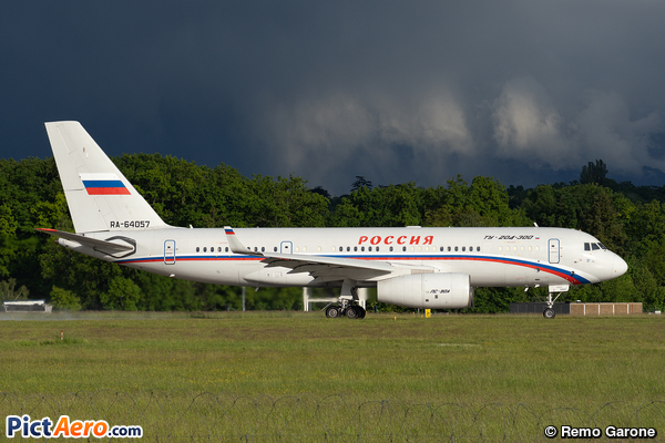 Tupolev Tu-204-300 (Russia - State Transport Company)