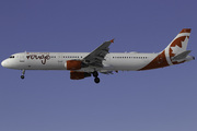 Airbus A321-211 (C-FYXF)