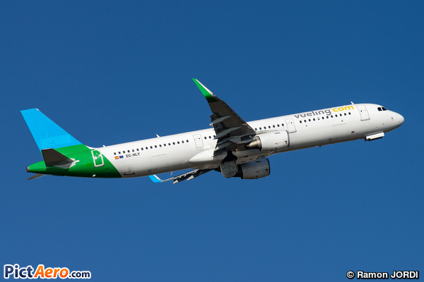 Airbus A321-211/WL (Vueling Airlines)