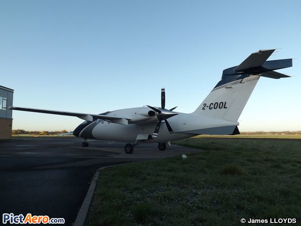 Piaggio P-180 Avanti (Skypark (UK) Ltd.)