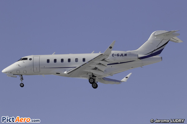 Bombardier BD-100-1A10 Challenger 350 (Aviation Jolina S.E.C.)
