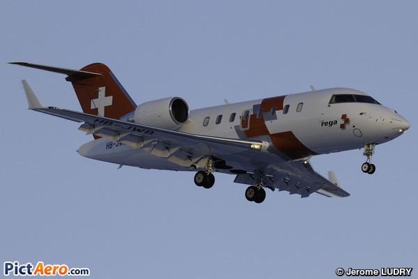 Canadair CL600-2B16 Challenger 650 (REGA - Swiss Air Ambulance)